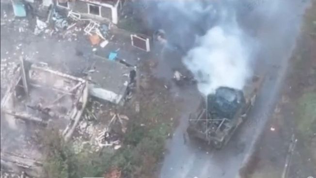 Záběry z Ukrajiny: Tanková bitva na současné poměry nevídaného rozsahu